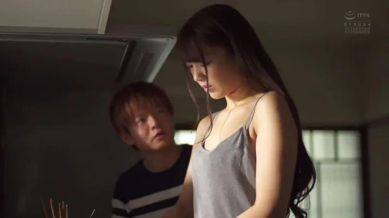 Người yêu của chị gái nắc cô em cô vợ đang thương tâm vì thất tình