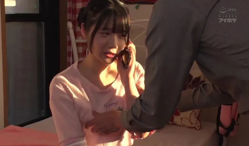 Bố dượng phát hiện hoa nhỏ riêng của vợ yêu là diễn viên jav